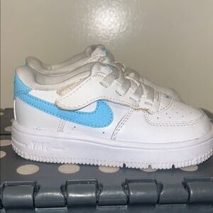 Nike White and Blue Sneakers Classic Design